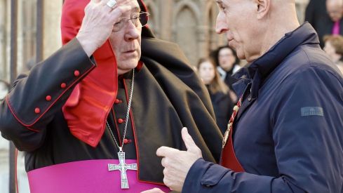 Doble liberación en León: la Procesión del Perdón concede un indulto y una libertad condicional | Carlos S. Campillo / ICAL Doble liberación en León: la Procesión del Perdón concede un indulto y una libertad condicional | Carlos S. Campillo / ICAL