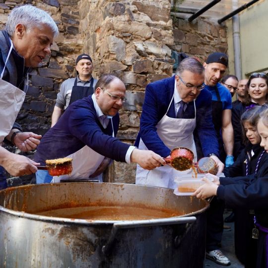 La Cofradía Nuestra Señora de las Angustias y Soledad de La Bañeza organiza la procesión del Santo Potajero, declarada de Interés Turístico Provincial | Carlos S. Campillo / ICAL