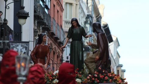 La Sagrada Cena recorre León llenando las calles de devoción | José Martín