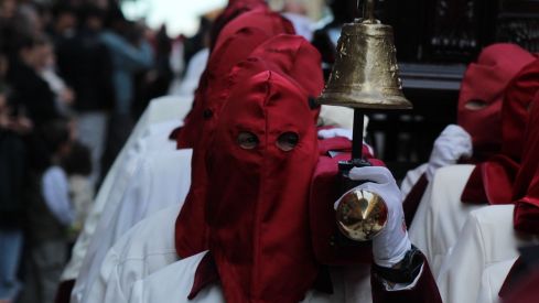 La Sagrada Cena recorre León llenando las calles de devoción | José Martín