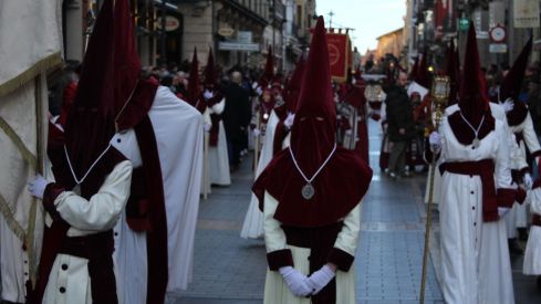 La Sagrada Cena recorre León llenando las calles de devoción | José Martín