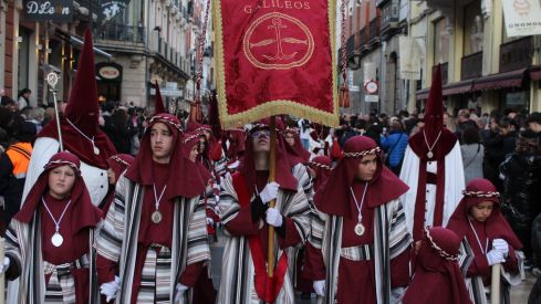 La Sagrada Cena recorre León llenando las calles de devoción | José Martín