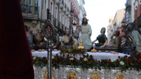 La Sagrada Cena recorre León llenando las calles de devoción | José Martín