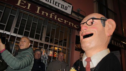 Genarín vuelve a conquistar las calles de León entre versos y orujo | José Martín