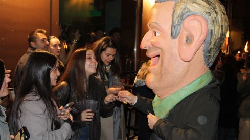 Genarín vuelve a conquistar las calles de León entre versos y orujo | José Martín