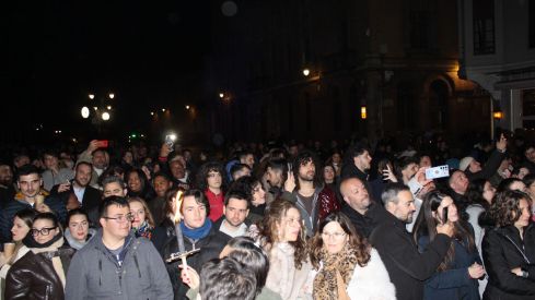 Genarín vuelve a conquistar las calles de León entre versos y orujo | José Martín