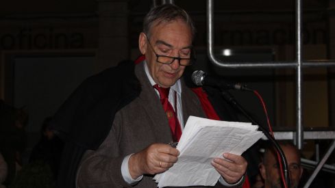 Genarín vuelve a conquistar las calles de León entre versos y orujo | José Martín