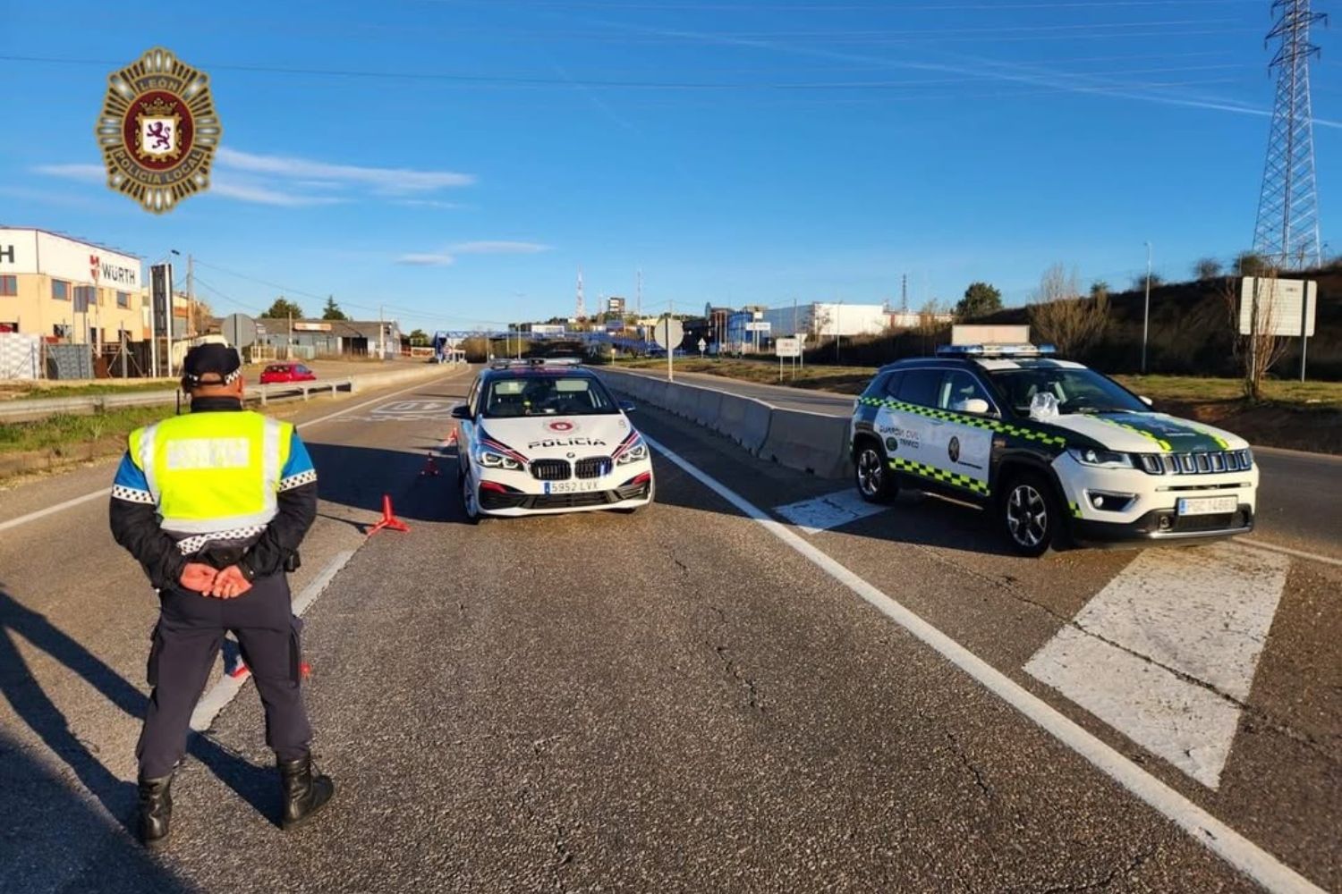 La madrugada de Viernes Santo deja 62 denuncias por infracciones de tráfico en León La madrugada de Viernes Santo deja 62 denuncias por infracciones de tráfico en León