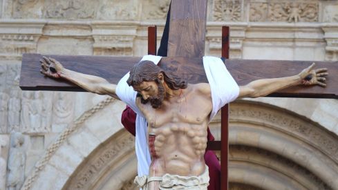 El Desenclavo vuelve a las calles de León tras dos años 'encerrados' por la lluvia | José Martín El Desenclavo vuelve a las calles de León tras dos años 'encerrados' por la lluvia | José Martín