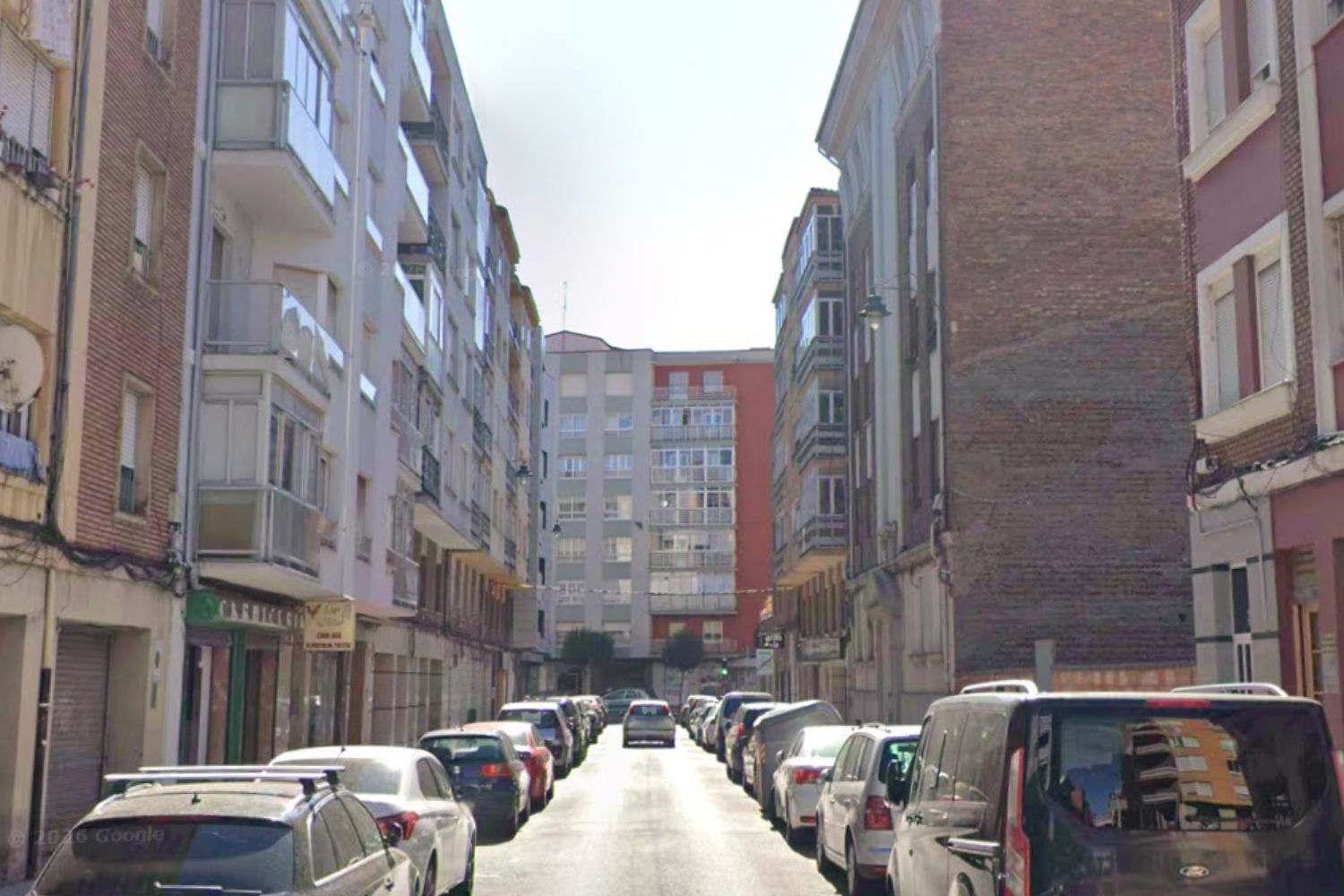 Un incendio en una vivienda de León deja un afectado por inhalación de humo