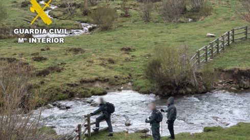 Amplían el dispositivo de búsqueda del cazador desaparecido entre León y Asturias
