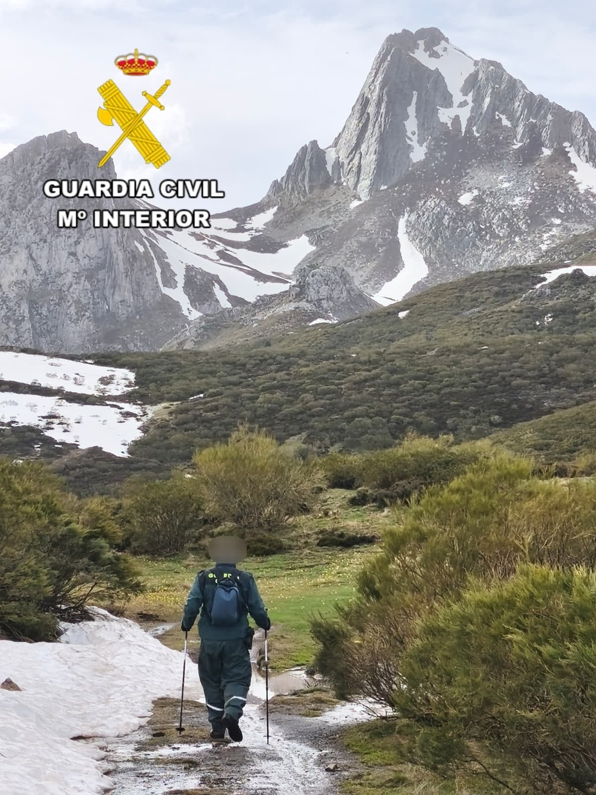 Amplían el dispositivo de búsqueda del cazador desaparecido entre León y Asturias Amplían el dispositivo de búsqueda del cazador desaparecido entre León y Asturias