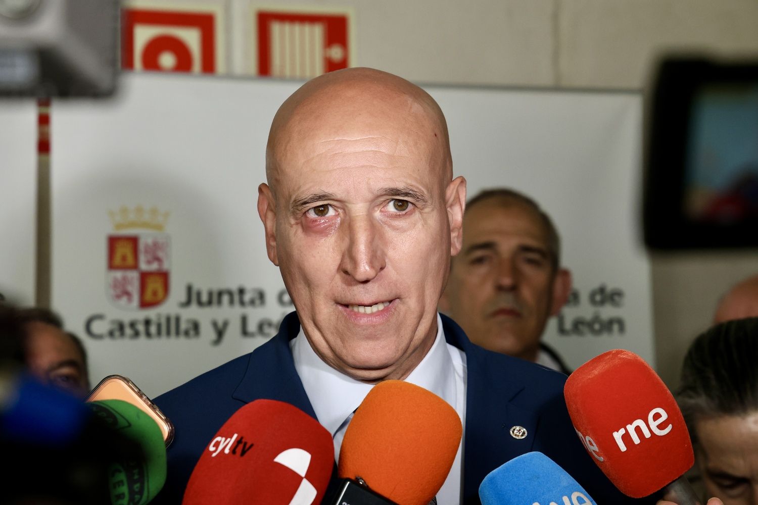 Diez carga contra Cendón y su "connivencia con Cerdán, Koldo y Ábalos" mientras defiende su colaboración con la Junta | Carlos S. Campillo / ICAL