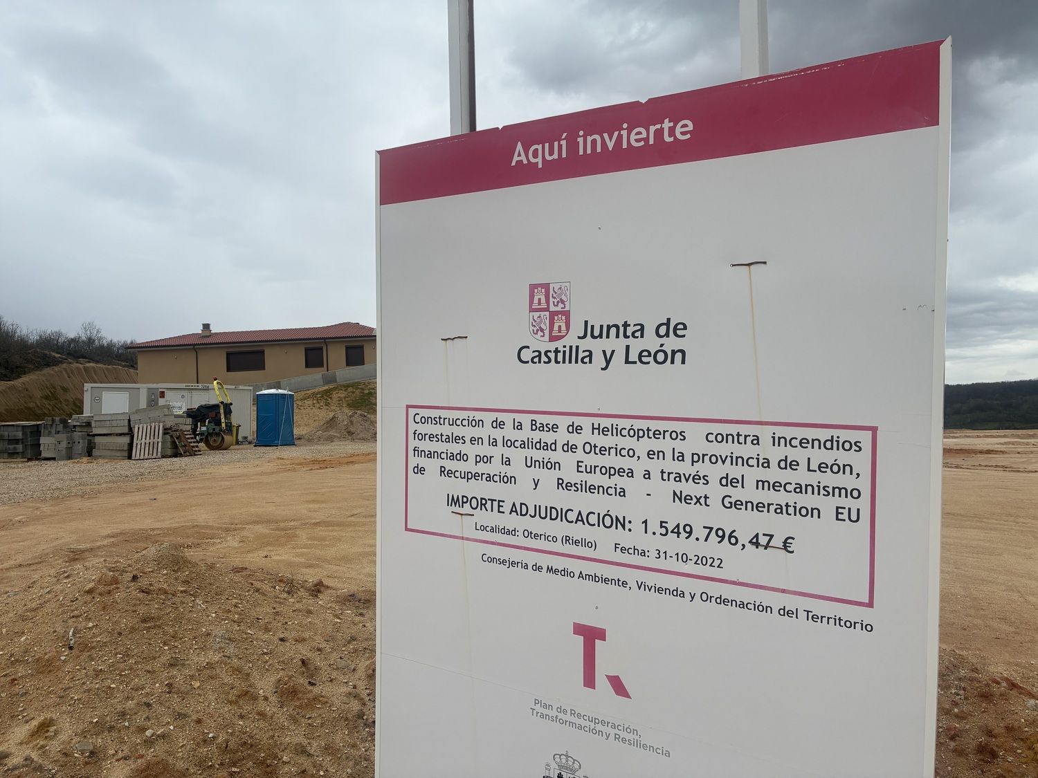 Izquierda Unida León denuncia el retraso en la puesta en marcha de la base de helicópteros de Oterico (Riello)