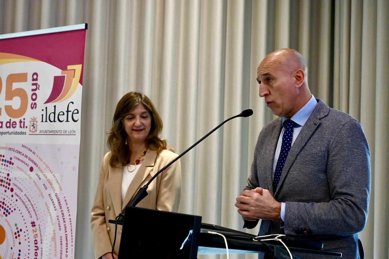 José Antonio Diez destaca el papel de la Universidad en el crecimiento de León | Peio García / ICAL José Antonio Diez destaca el papel de la Universidad en el crecimiento de León | Peio García / ICAL