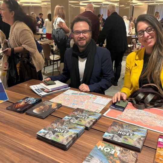 La provincia de León refuerza su promoción turística ante agencias de viajes en Valencia y Murcia 