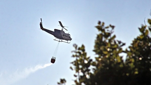 Helicóptero contra incendios forestales | Foto: Peio García / ICAL 