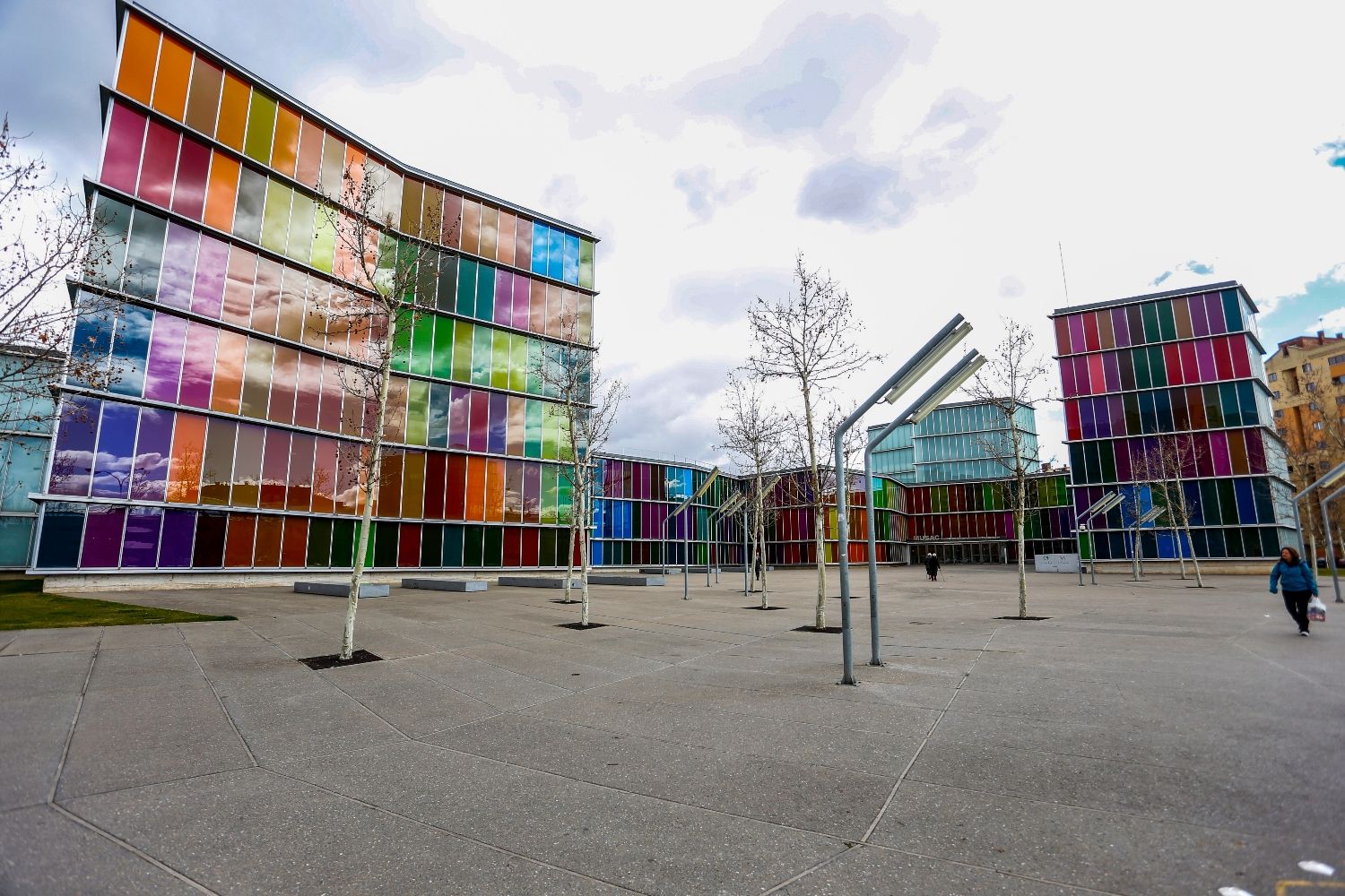 Entrada gratuita y visitas guiadas: El Musac abre sus puertas el 23 de abril