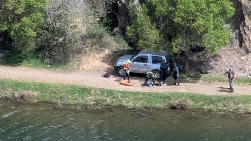 Rescatan a un hombre inconsciente junto al embalse de Selgas de Ordás (León)