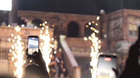 Omar Montes llena León con su concierto por el Día de la Comunidad | José Martín