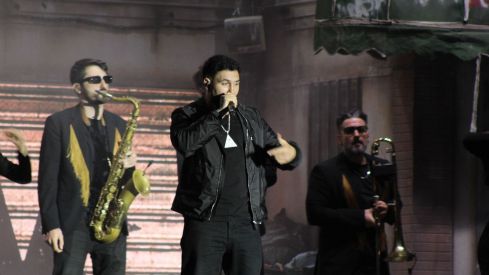 Omar Montes llena León con su concierto por el Día de la Comunidad | José Martín