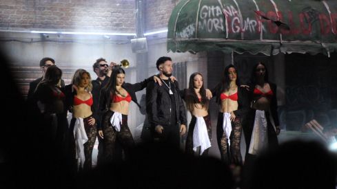 Omar Montes llena León con su concierto por el Día de la Comunidad | José Martín