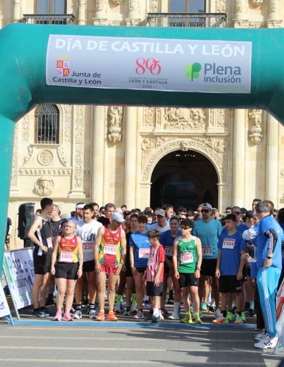 Carrera solidaria por el Día de la Comunidad en León | José Martín