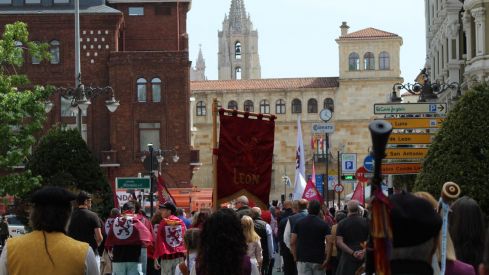 El V Caminu a la Llibertá 'libera' a León de Castilla | José Martín