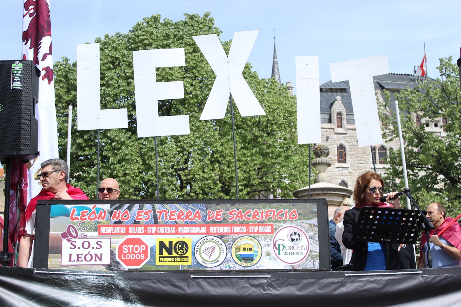 El V Caminu a la Llibertá 'libera' a León de Castilla | José Martín