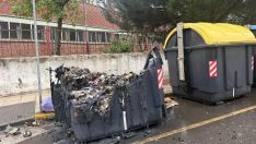 Calcinados dos contenedores en una nueva oleada de incendios provocados en San Andrés del Rabanedo Calcinados dos contenedores en una nueva oleada de incendios provocados en San Andrés del Rabanedo