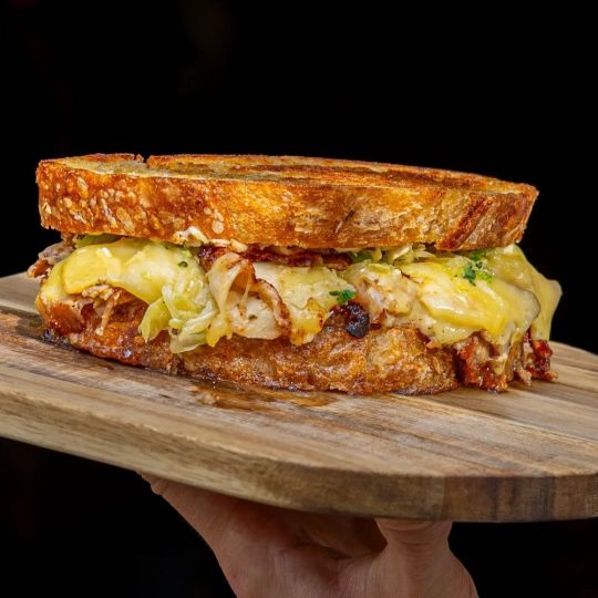 Así es el ¡Porchetta Pro Max 3000': El bocata leonés que aspira a coronarse como el mejor de España