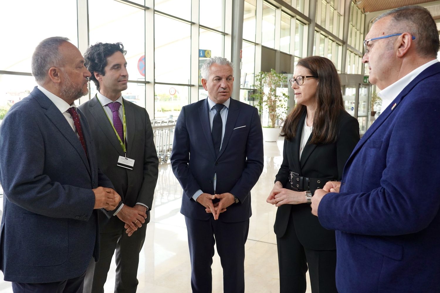 Courel reafirma que la futura terminal de mercancías del Aeropuerto de León “no depende de una inversión de Aena” | Carlos S. Campillo / ICAL