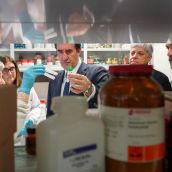 Visita de Juan Carlos Suárez-Quiñones al Instituto de Biotecnología de León | Carlos S. Campillo / ICAL Visita de Juan Carlos Suárez-Quiñones al Instituto de Biotecnología de León | Carlos S. Campillo / ICAL