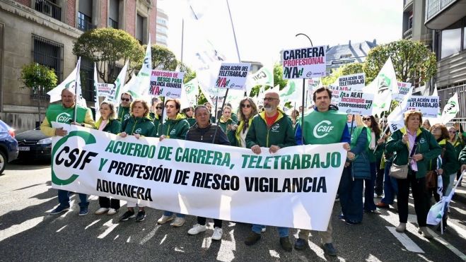Concentración de CSIF contra el bloqueo de la AEAT a la negociación de condiciones laborales | Carlos S. Campillo / ICAL