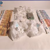 Detenida una madre y su hijo en León tras el desmantelamiento de un narcopiso con cocaína y heroína Detenida una madre y su hijo en León tras el desmantelamiento de un narcopiso con cocaína y heroína