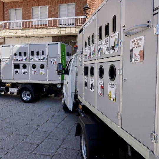 21 puntos limpios móviles recorrerán la provincia de León para facilitar el reciclaje | Carlos S. Campillo / ICAL 21 puntos limpios móviles recorrerán la provincia de León para facilitar el reciclaje | Carlos S. Campillo / ICAL