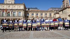 Más de 400 vehículos y 18 concesionarios se dan cita en el X Salón del Vehículo Nuevo Acole - CEL en León | Carlos S. Campillo / ICAL