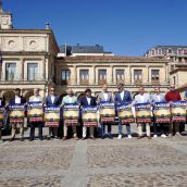Más de 400 vehículos y 18 concesionarios se dan cita en el X Salón del Vehículo Nuevo Acole - CEL en León | Carlos S. Campillo / ICAL Más de 400 vehículos y 18 concesionarios se dan cita en el X Salón del Vehículo Nuevo Acole - CEL en León | Carlos S. Campillo / ICAL
