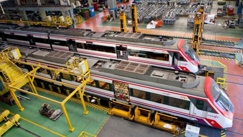 El PP de León alerta del posible desmantelamiento de los talleres de material remolcado de Renfe | RENFE