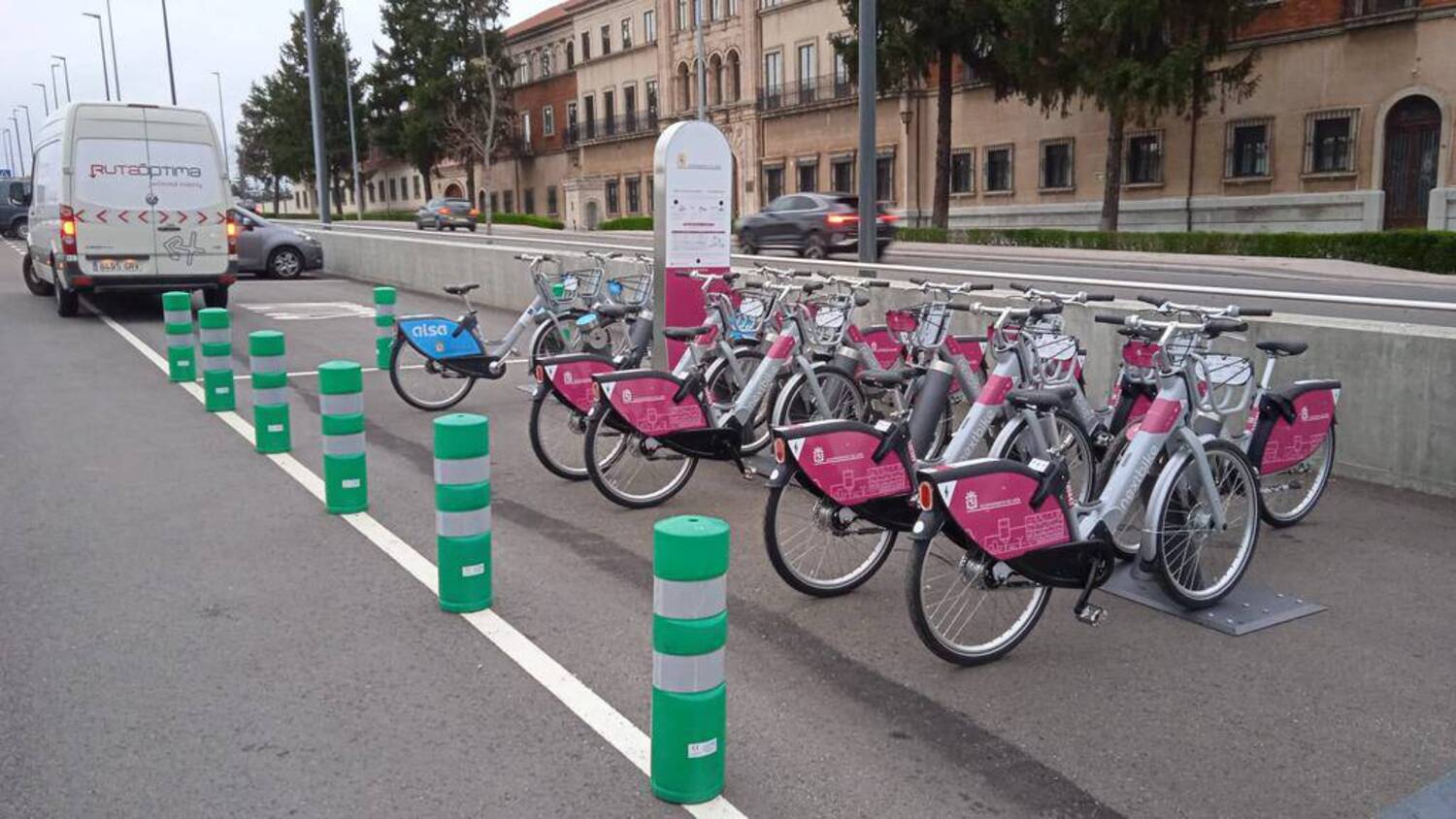 Servicio de alquiler bicicletas eléctricas en León