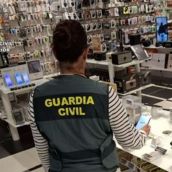 Detenidas dos vecinas de La Bañeza por robar en varios comercios de Arroyo de la Encomienda (Valladolid)