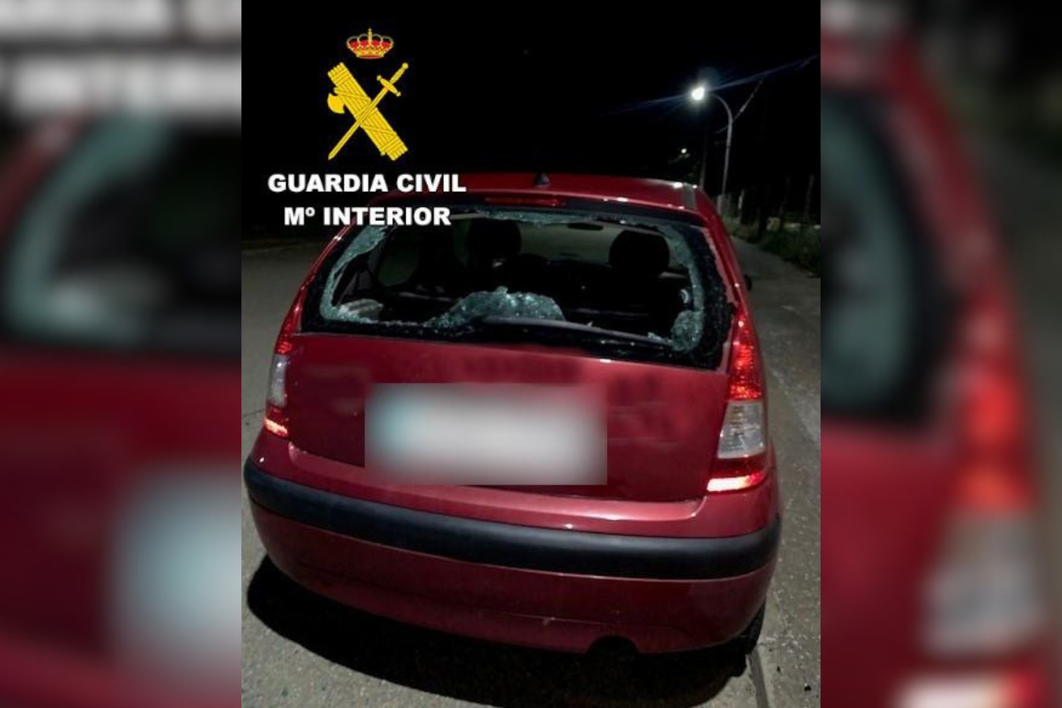 Detenido tras destrozar catorce vehículos y una vivienda en La Bañeza