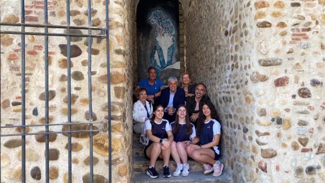 El pasaje del Espolón de León acoge el mural temporal ‘El leopardo de las Nieves’ El pasaje del Espolón de León acoge el mural temporal ‘El leopardo de las Nieves’