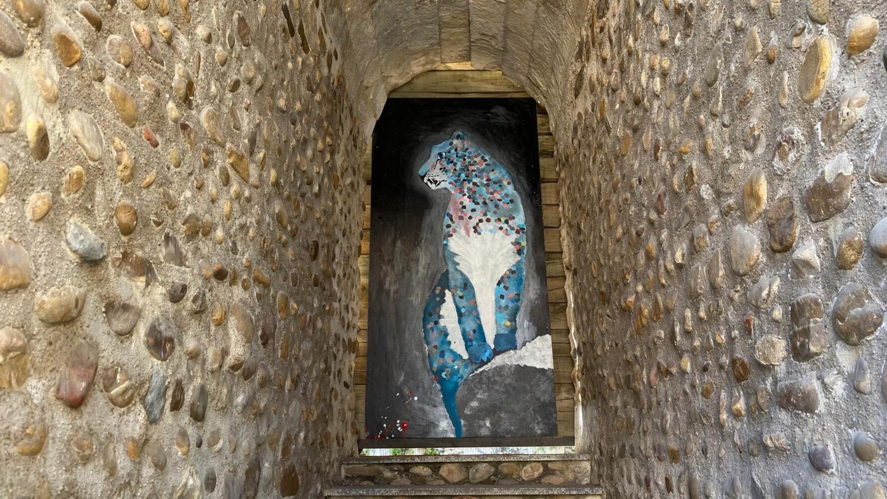 El pasaje del Espolón de León acoge el mural temporal ‘El leopardo de las Nieves’ El pasaje del Espolón de León acoge el mural temporal ‘El leopardo de las Nieves’