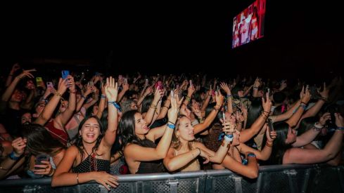Saiko, Álvaro de Luna y Leire Martínez hacen vibrar León en el segundo día del Monoloco | Monoloco