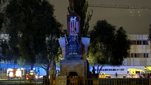La reina Urraca I ilumina la Noche de San Juan en León | José Martín La reina Urraca I ilumina la Noche de San Juan en León | José Martín