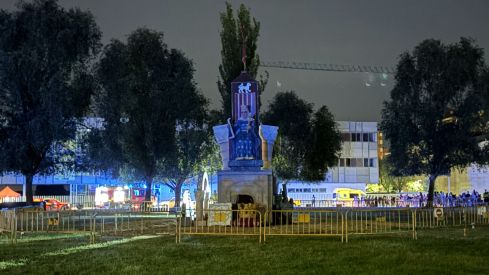 La reina Urraca I ilumina la Noche de San Juan en León | José Martín La reina Urraca I ilumina la Noche de San Juan en León | José Martín
