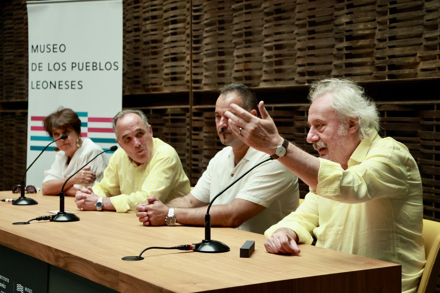 Inauguración de la exposición ‘Memoria de la nieve’ | Carlos S. Campillo / ICAL