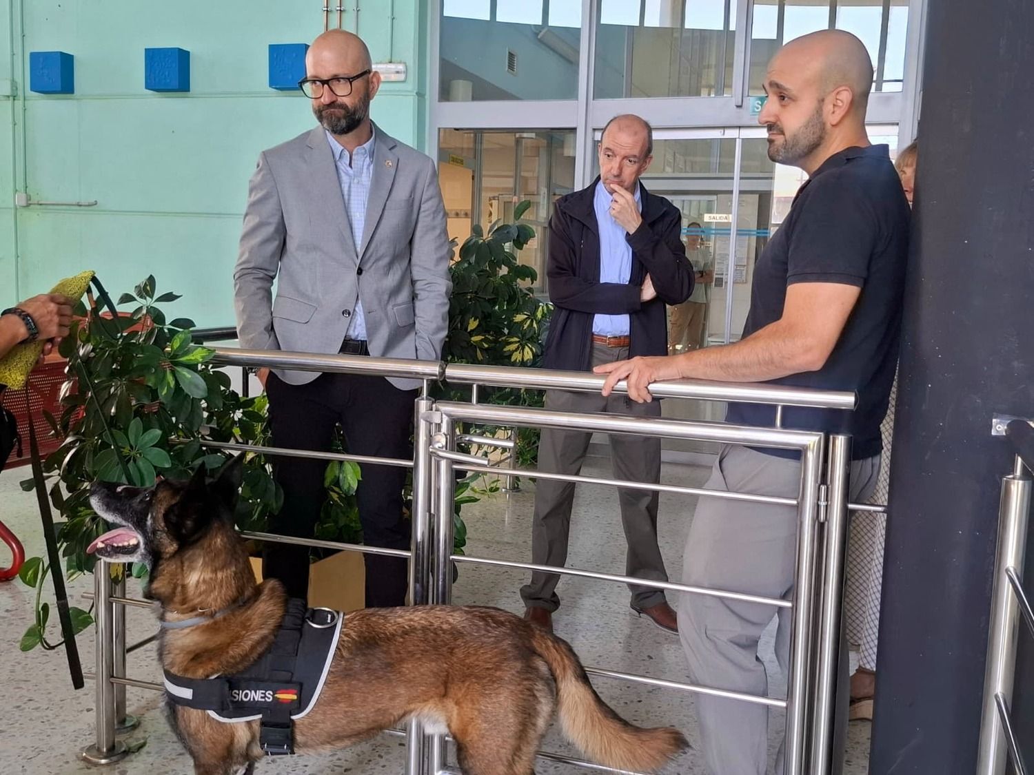 Visita del subdelegado del Gobierno, Héctor Alaiz Moretón, al Centro Penitenciario de Mansilla de las Mulas (Villahierro)