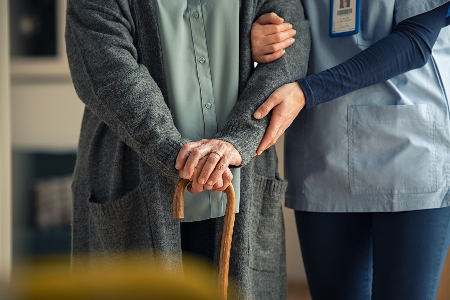 Servicio de ayuda a domicilio | iStock - Ridofranz